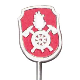 Mit langer Anstecknadel Bayern